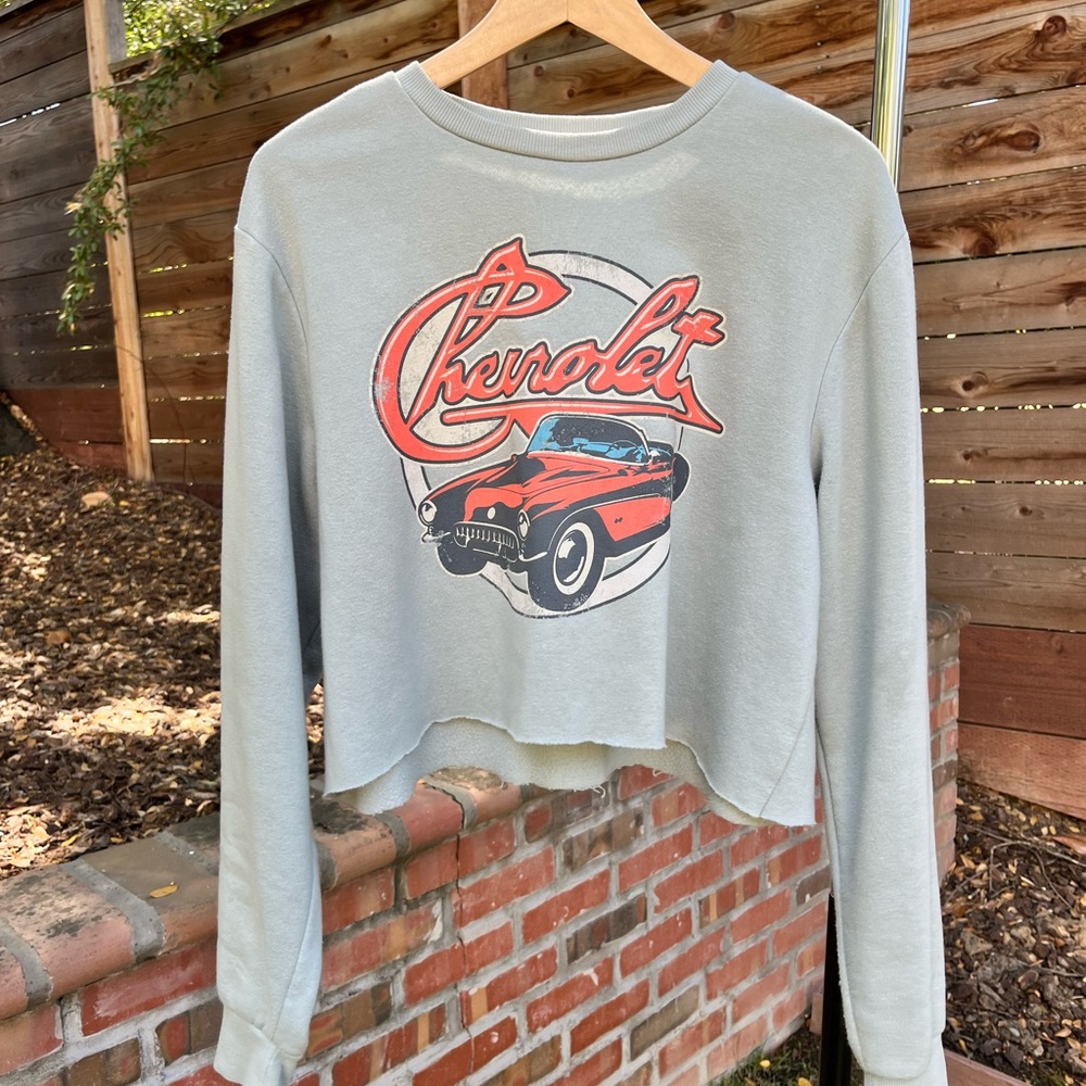 Hybrid Apparel Gray Crew Neck Sweater with Retro Graphics